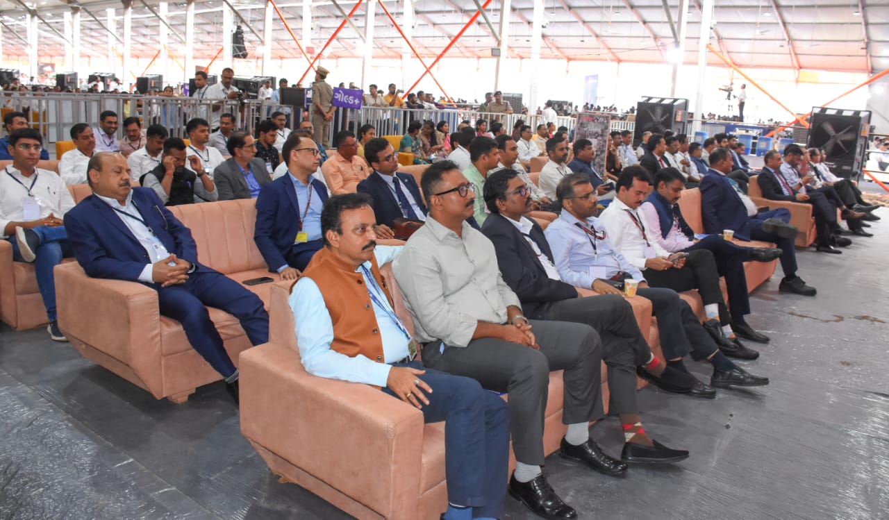 Prime Minister Shri Narendra Modi addresses the ‘Samudra se Samriddhi’ event, inaugurates & lays foundation stone of development works worth over Rs 34,200 crore in Bhavnagar, Gujarat.